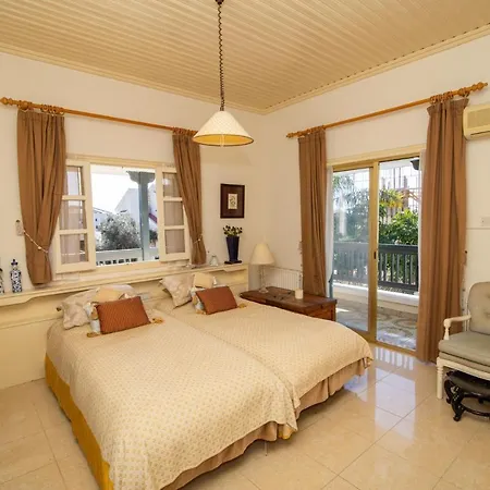 Villa The Strovilion Estate Dherinia